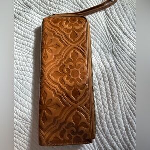 HOBO leather wristlet/wallet